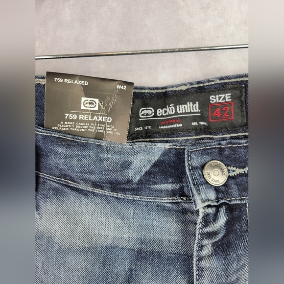 Ecko unltd Relaxed Cotton crystal hole  men shorts Size 42 - Picture 2 of 12